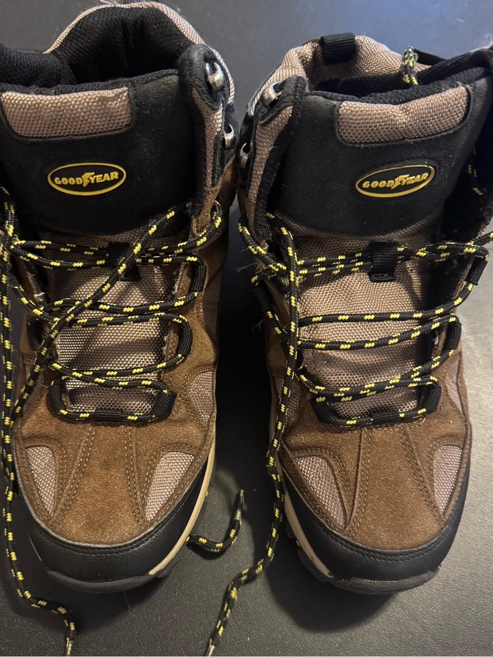 Goodyear Teton Men’s Outdoor Hiker Work Boots Brown Size: 9 Like New